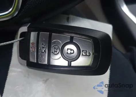 2017 Ford Edge Titanium z USA, uszkodzony, nr VIN 2FMPK4K93HBB69575